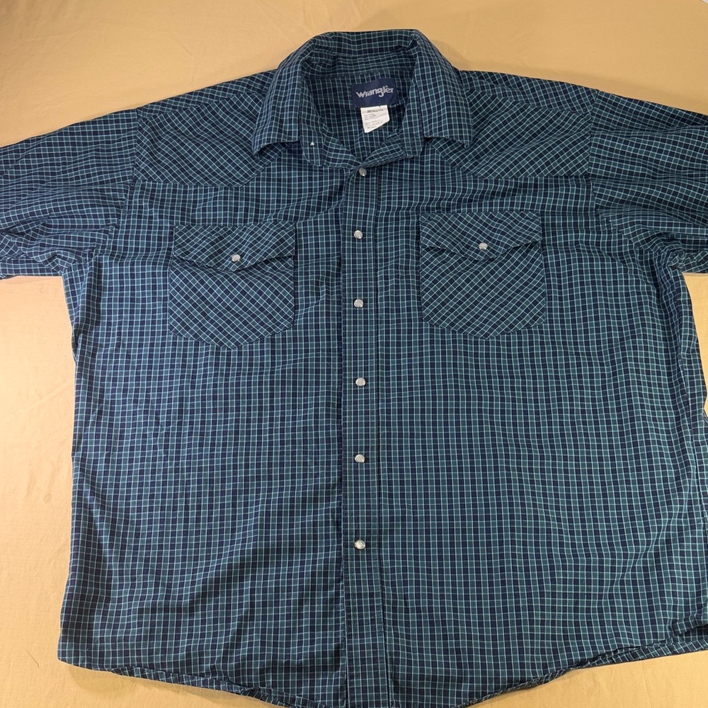 Wrangler men’s western shirt, green and dark blue checked snaps short sleeve